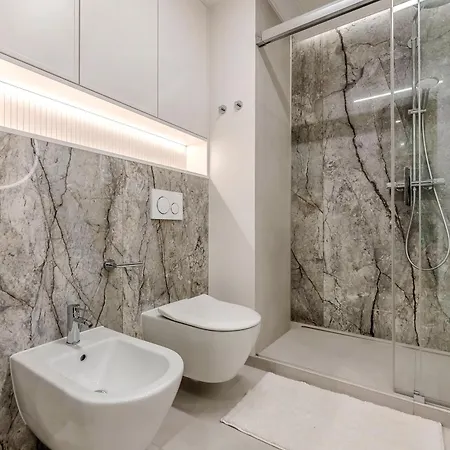 Opal Centrum * لوبلين